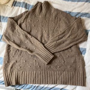 Beautiful Everlane Pom Pom Sweater